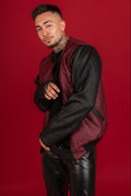 Chaqueta David Cod515 burdeo con mangas negras, vista frontal