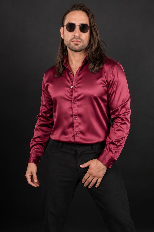 Foto editorial mejorada de camisa de Satín