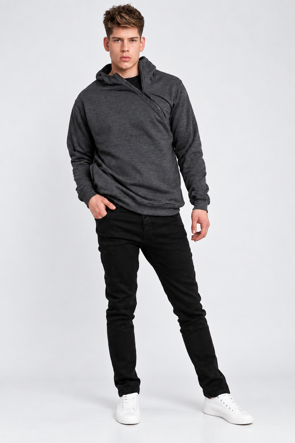 Foto de cuerpo completo mejorada del Polerón Diego gris