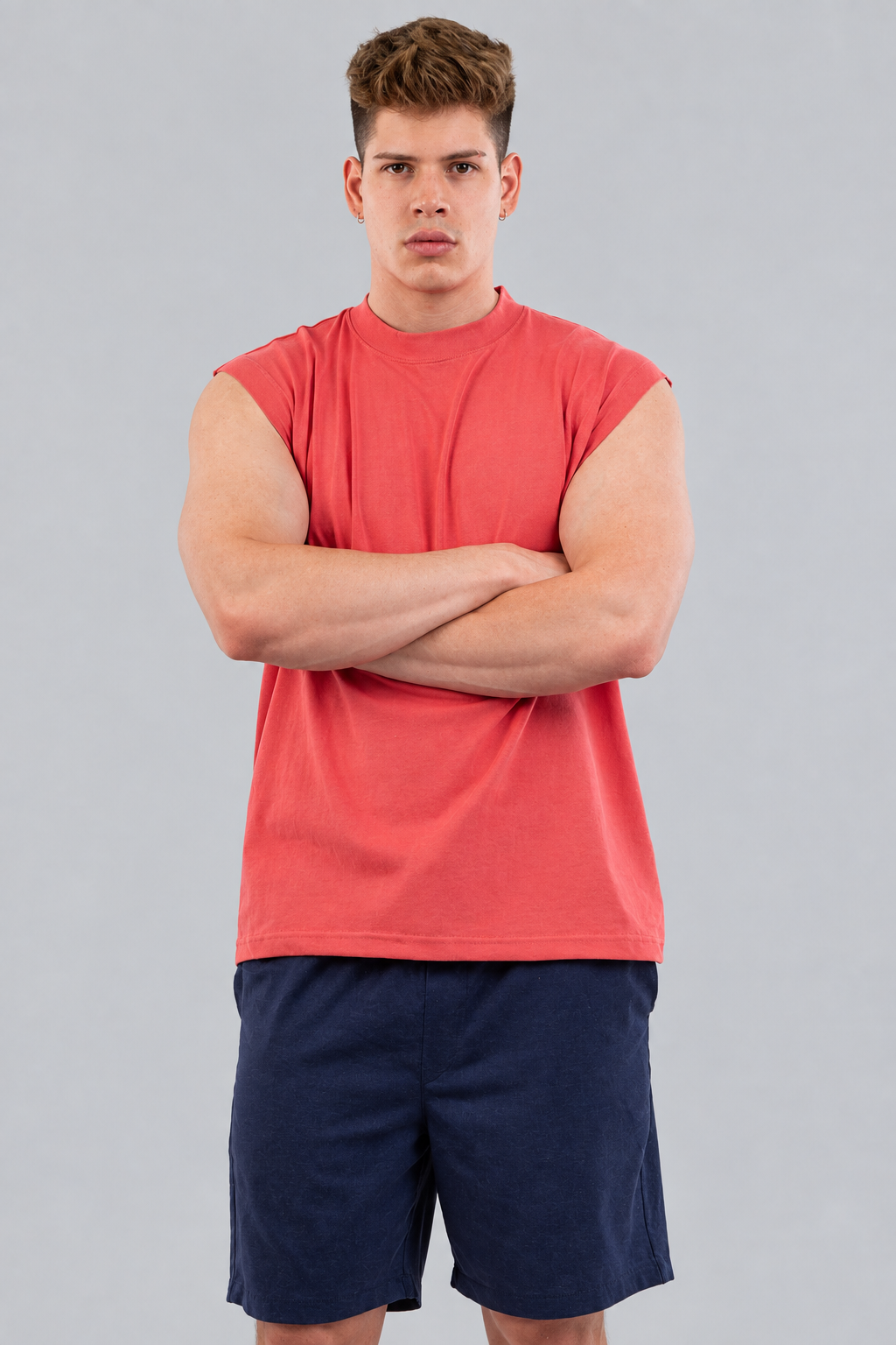 Segunda foto mejorada de la Musculosa Thor coral